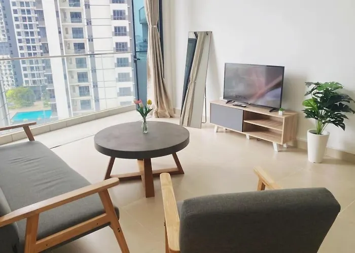 Muji Style Kl Gateway Premium Residence With Infinity Pool Bathtub