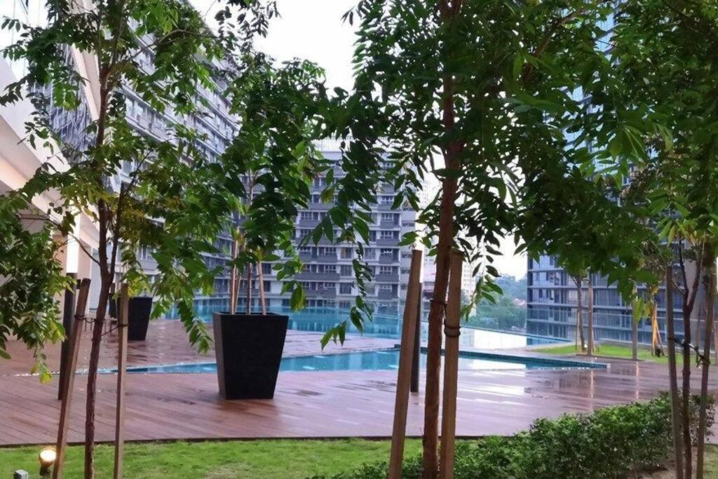Muji Style Kl Gateway Premium With Infinity Pool Bathtub Apartment Kuala Lumpur