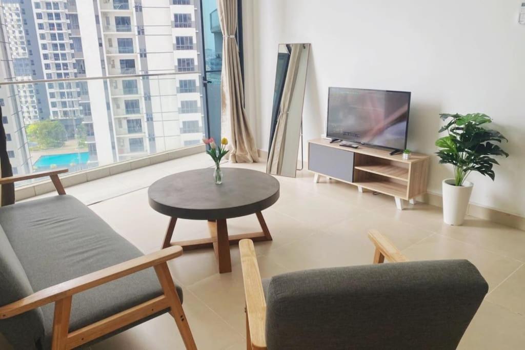 Muji Style Kl Gateway Premium With Infinity Pool Bathtub Kuala Lumpur