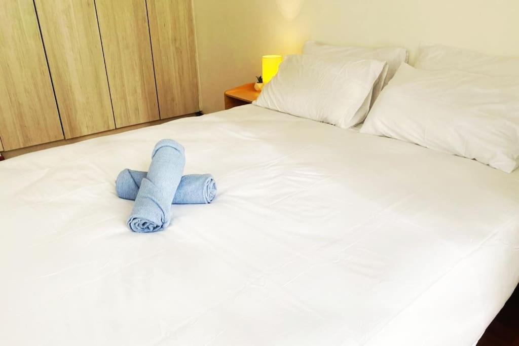 Apartment Muji Style Kl Gateway Premium With Infinity Pool Bathtub Kuala Lumpur